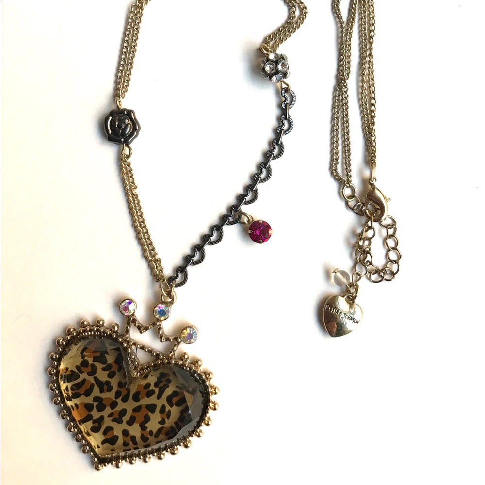 Betsy Johnson necklace